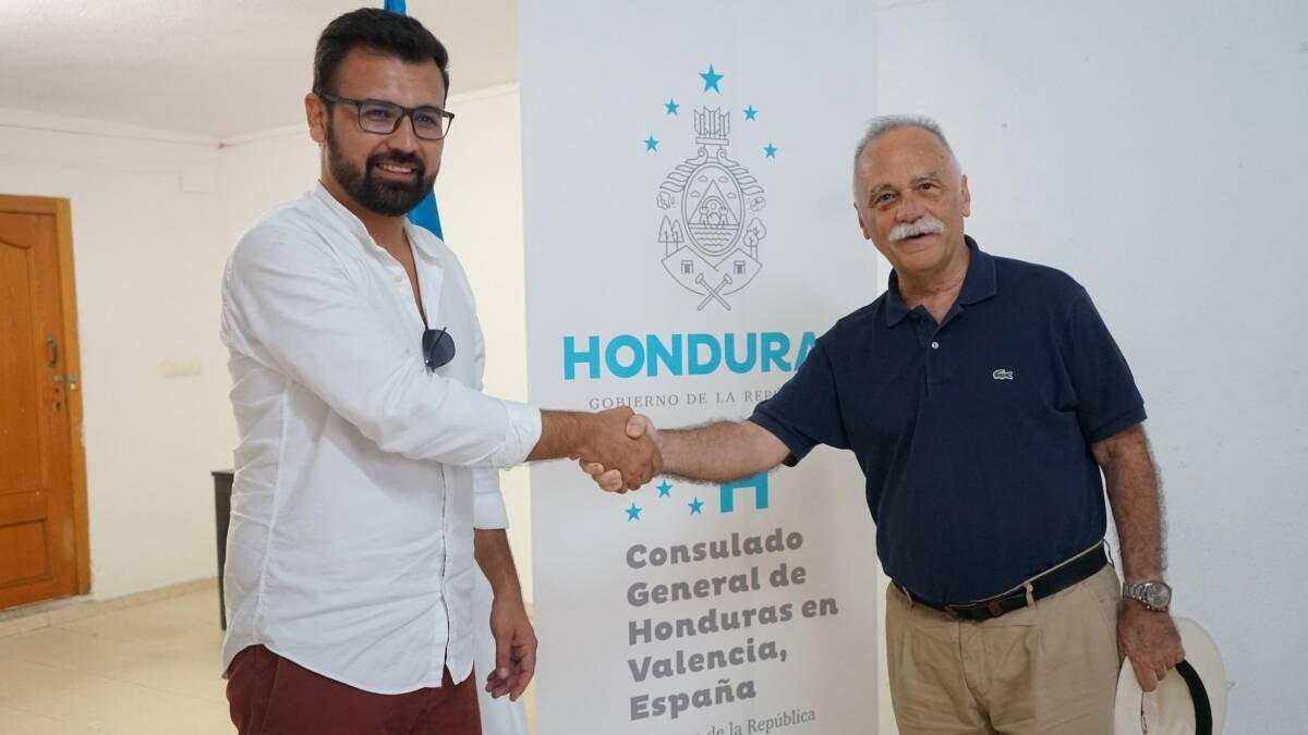 El Hospital de Dénia dona 500 viales de penicilina cristalina a un hospital de Honduras para tratar la sífilis neonatal.