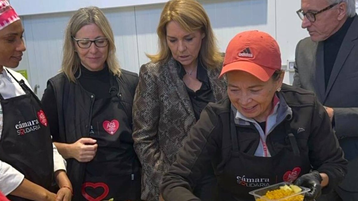 Susana Camarero visita Alicante Gastronómica Solidaria