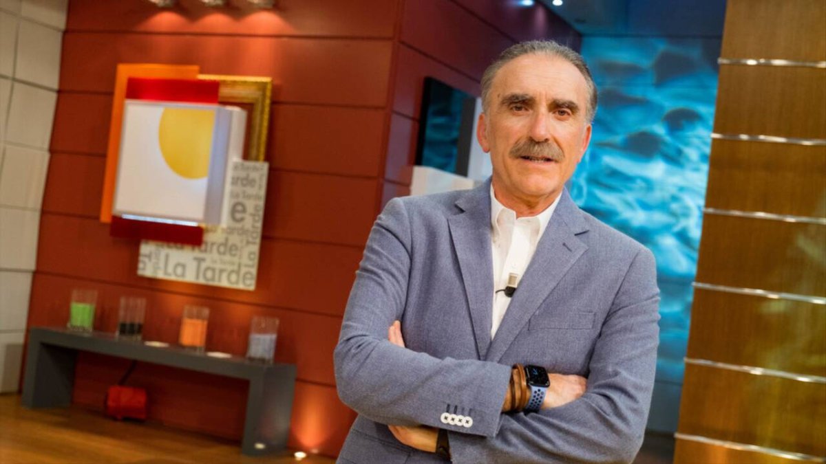El presentador de Canal Sur, Juan y Medio.