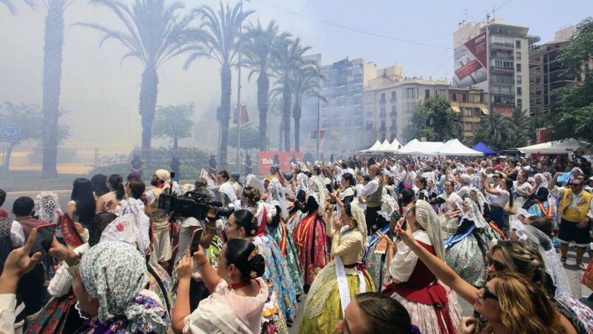 Mascletà en Plaza de los Luceros. Imagen de archivo
