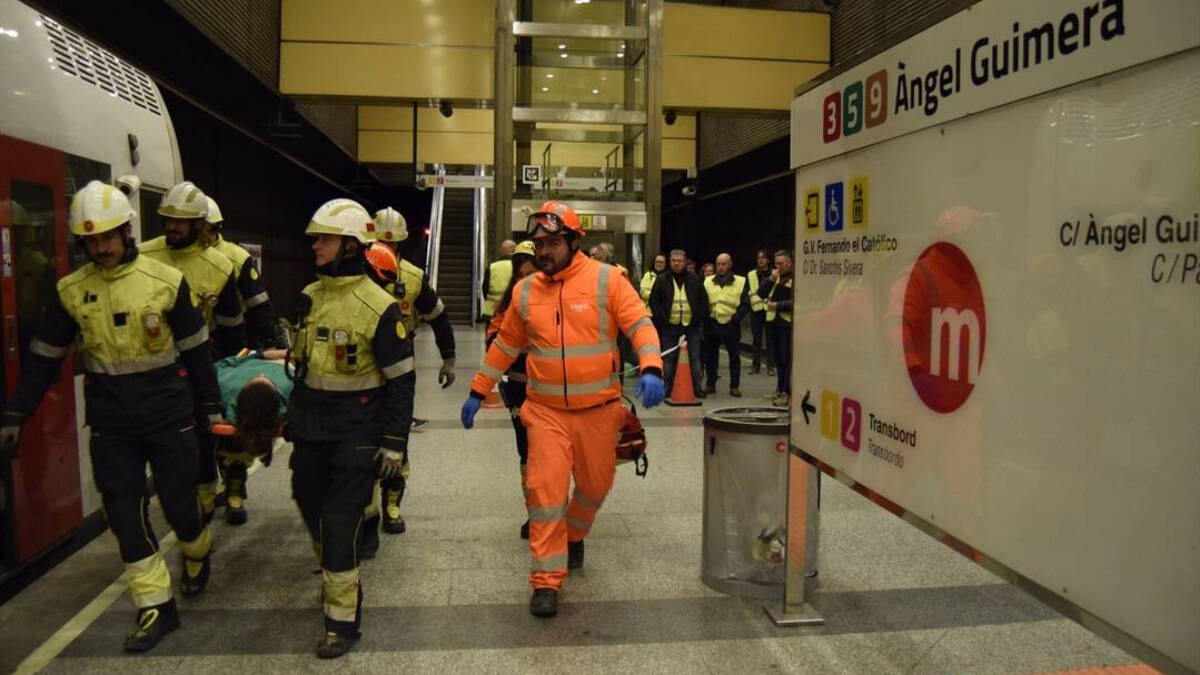Un simulacro en la estación de Ángel Guimerá donde ha sucedido el accidente / Imagen de archivo