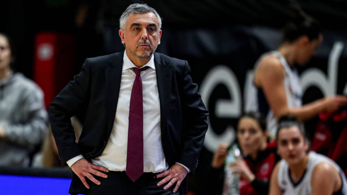 Mario López, durante un partido.