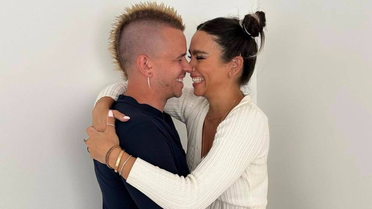 Dabiz Muñoz y Cristina Pedroche han optado por invertir el orden de los apellidos de su hija Laia.