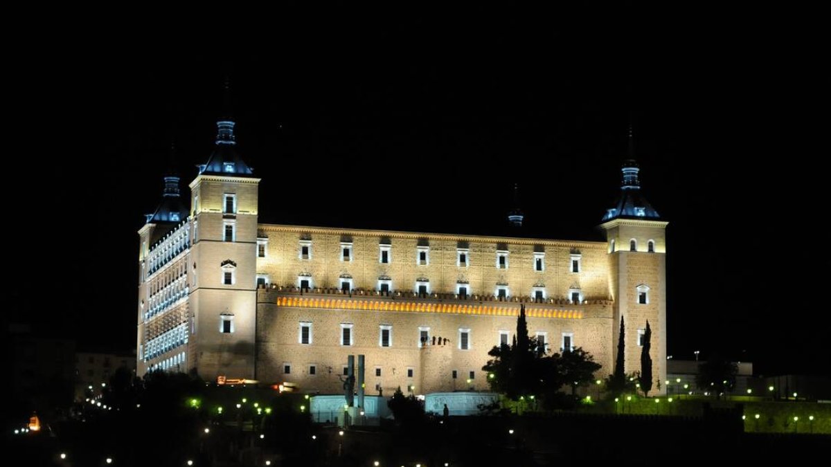 Aparecen imágenes inéditas del asedio al Alcázar de Toledo en la Guerra Civil