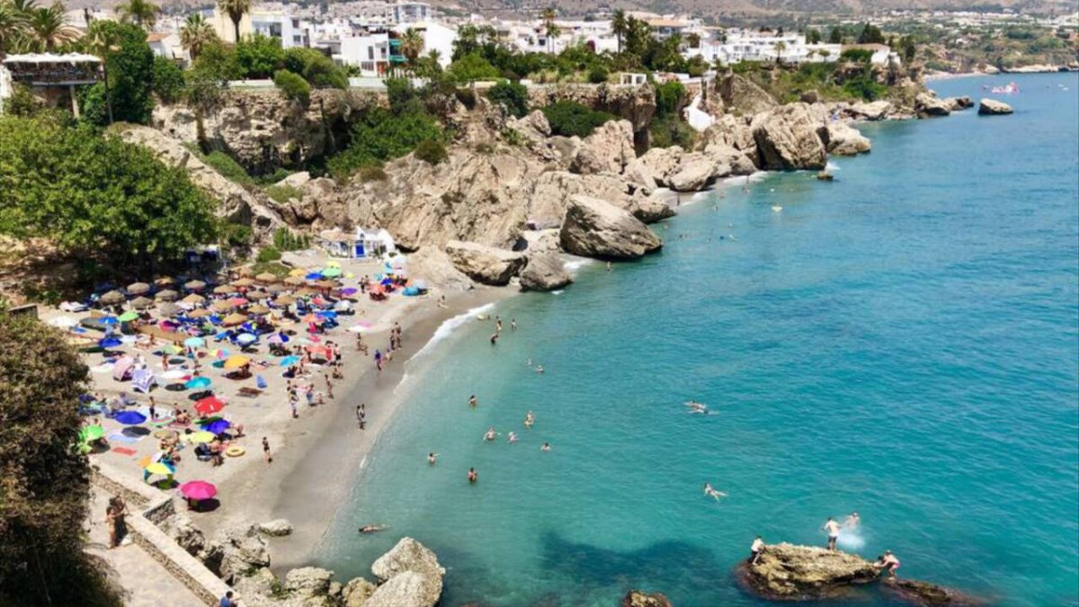 Playa de Nerja, en Málaga.