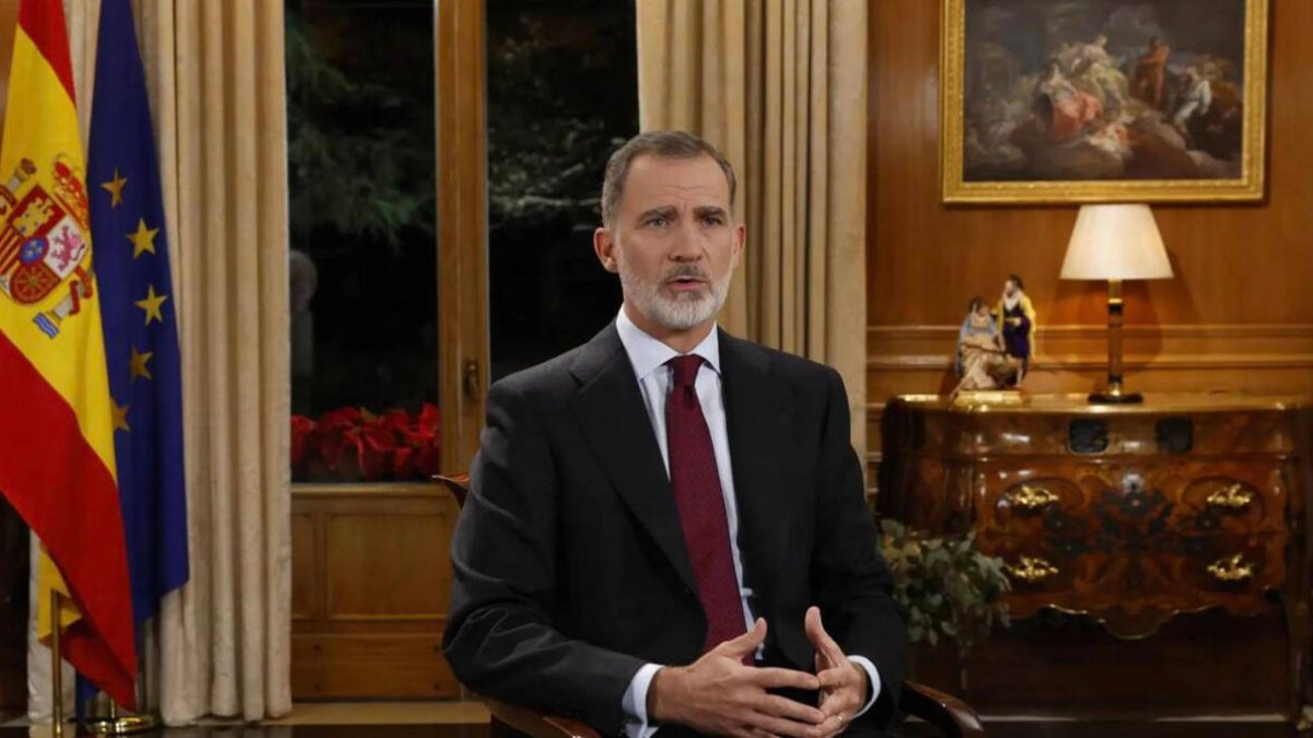 Sánchez vuelve a empujar al Rey a hacer equilibrios en otro discurso endiablado