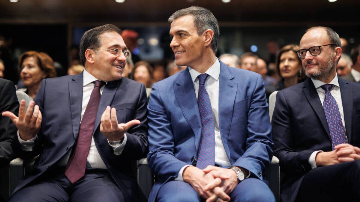 Albares y Sánchez en la Conferencia de Embajadores