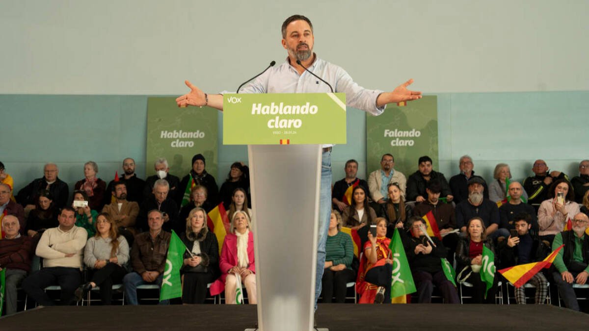 Abascal en un mitin en Vigo