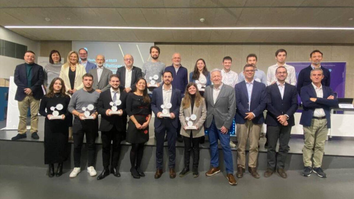 Premiados por ValgrAI ,Escuela Valenciana de Posgrado y Red de Investigación en Inteligencia Artificial.