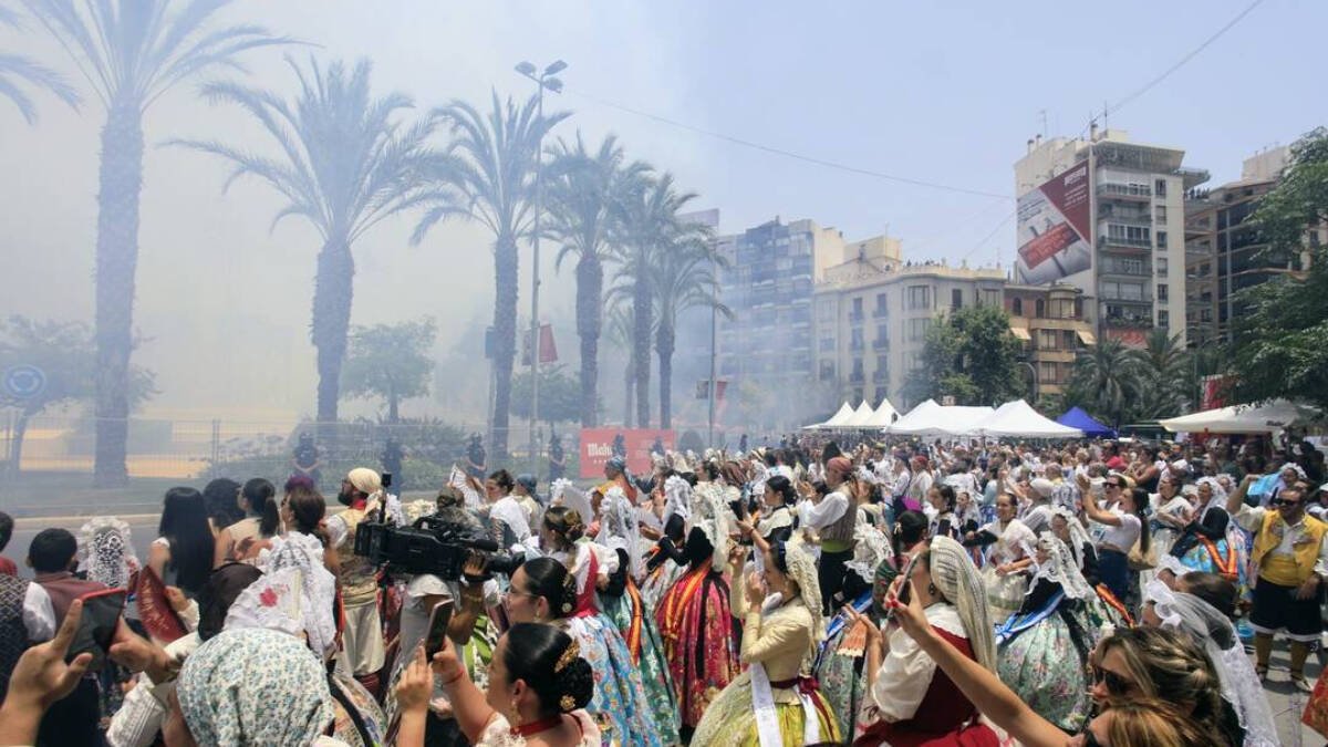 Mascletà Plaza de los Luceros