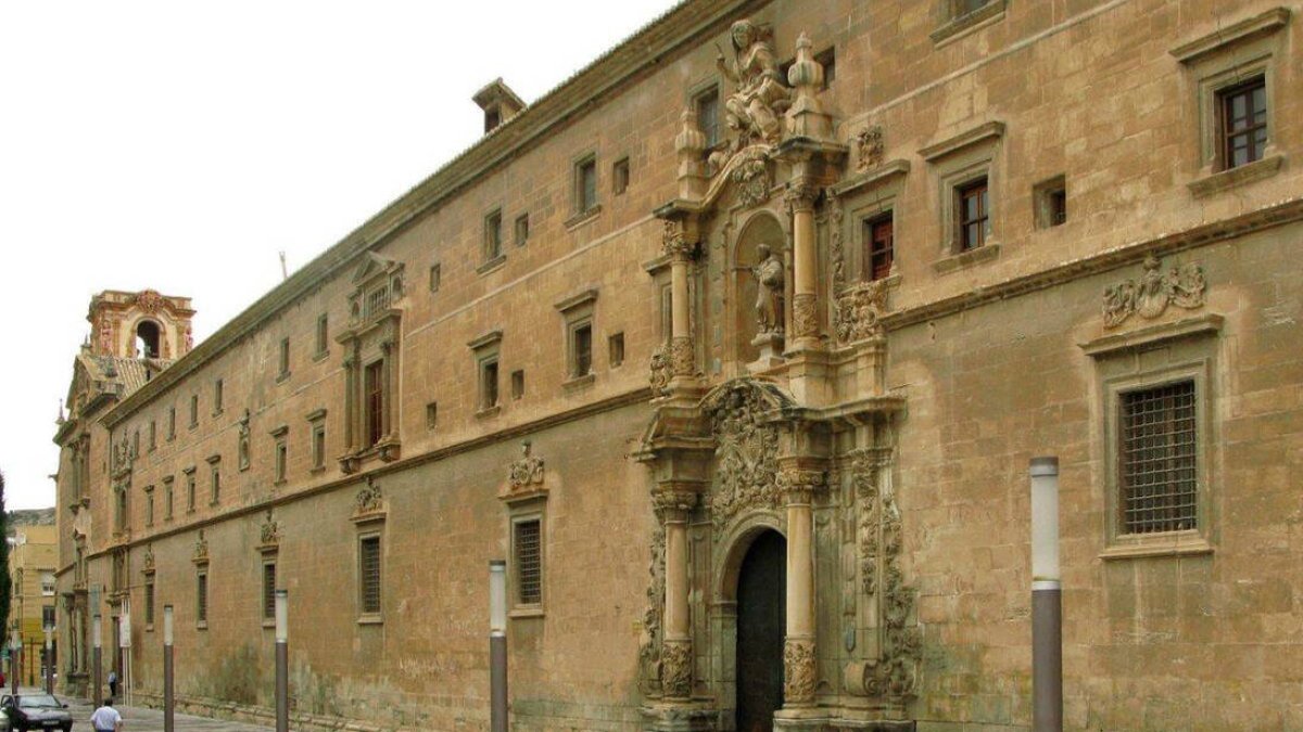 Fachada de colegio Santo Domingo Orihuela