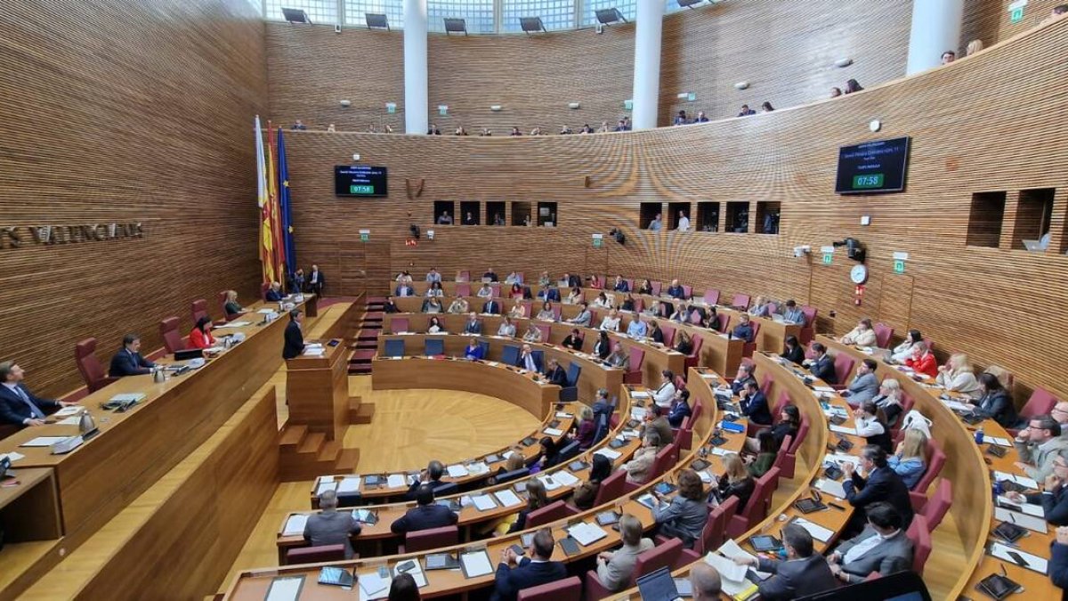pleno de Las Cortes Valencianas