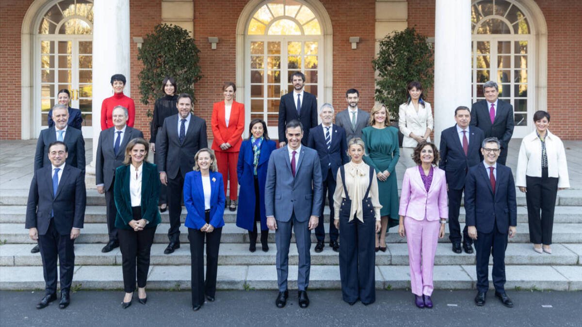 El Gobierno, al completo. Todos los integrantes del PSOE han callado ante el mensaje navideño del Rey