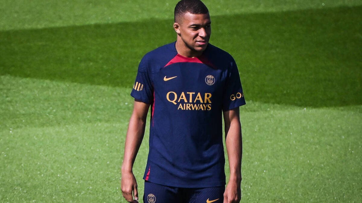 Kylian Mbappé, durante un entrenamiento con el PSG.
