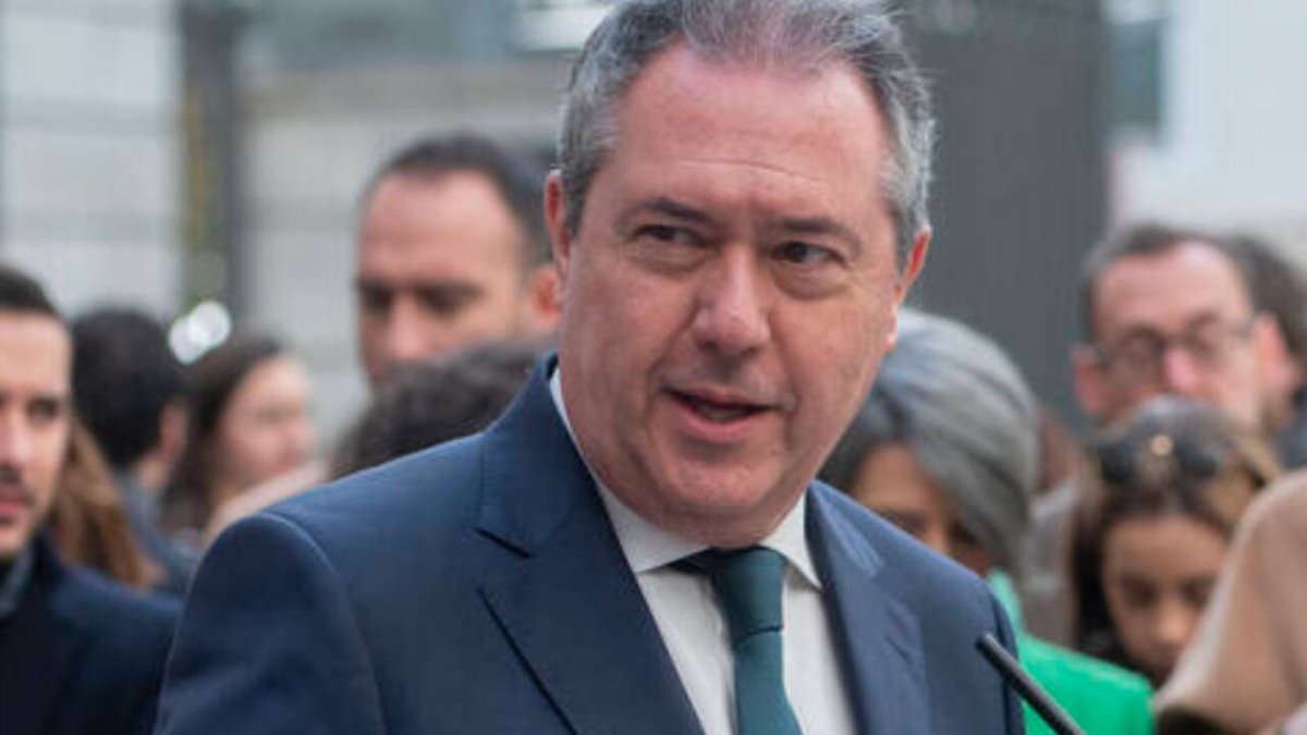 El secretario general de PSOE de Andalucía y portavoz del PSOE en el Senado, Juan Espadas.