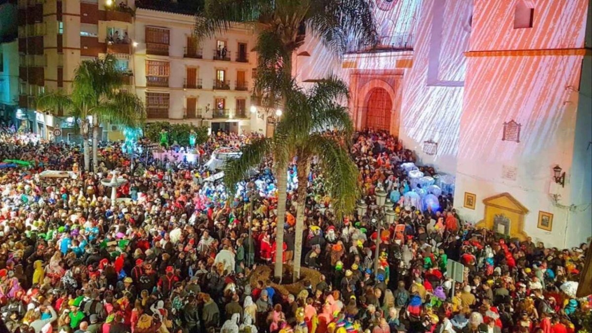 Nochevieja de disfraces en Coín (Málaga). Foto: J.M. Santos Forner.