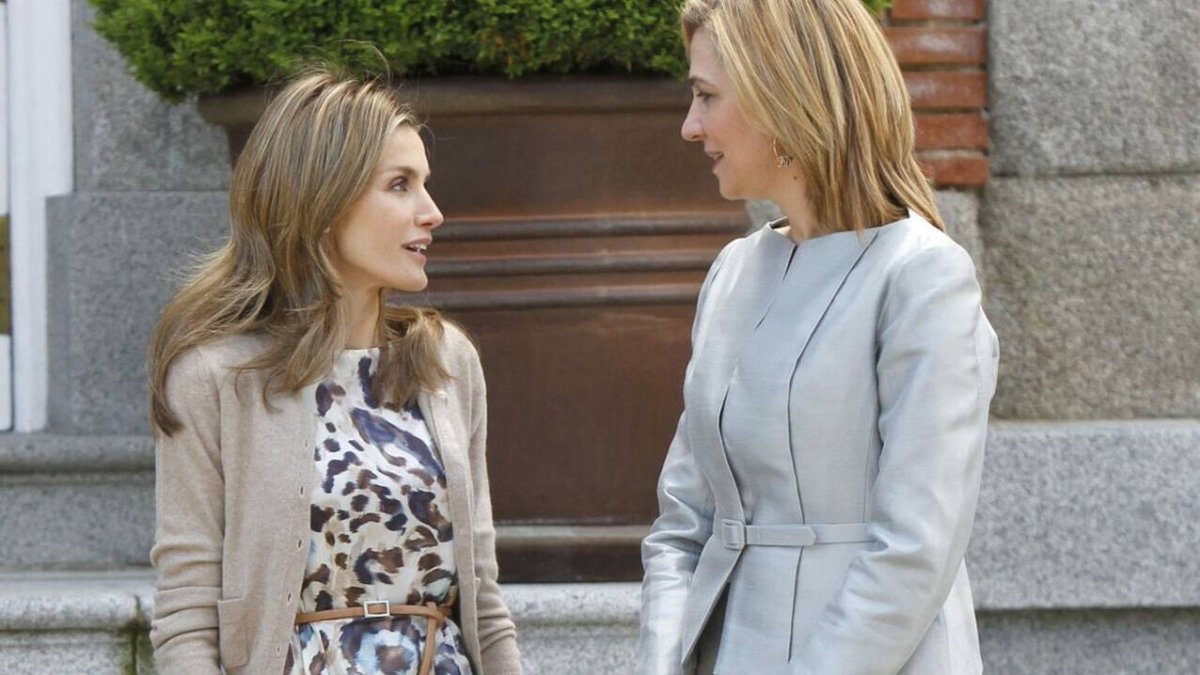 La Reina Letizia y la Infanta Cristina, origen de un distanciamiento.