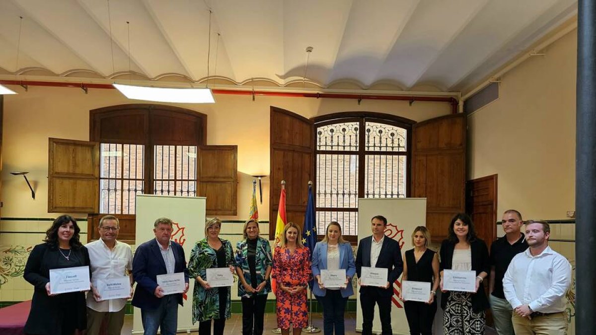 Entrega dels distintius als municipis de Castelló