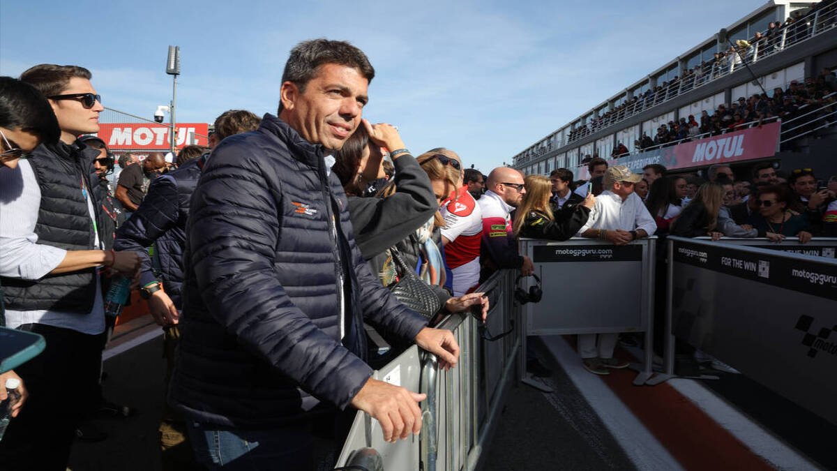 Carlos Mazón este domingo en el circuito de Cheste.
