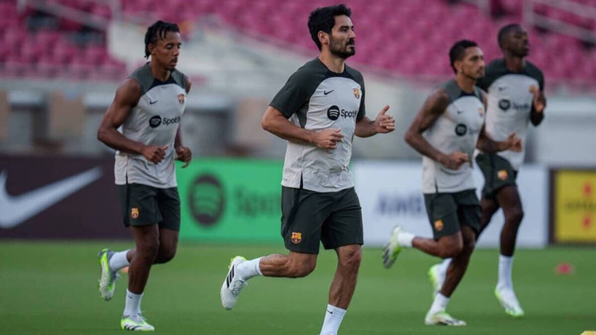 Gundogan, en un entrenamiento con el Barcelona.