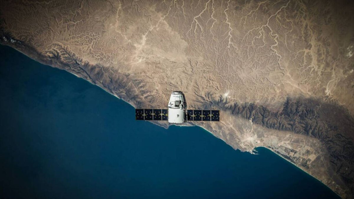 El nanosatélite 'Platero' de la Junta de Andalucía ya orbita en el espacio.