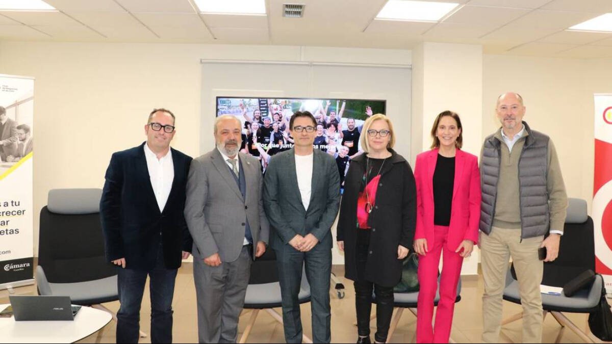 Participantes de la mesa redonda