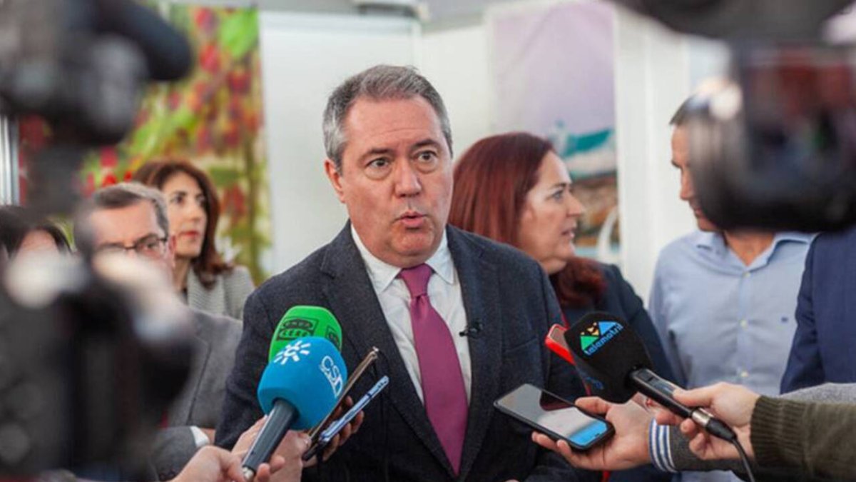 El secretario general del PSOE-A, Juan Espadas.