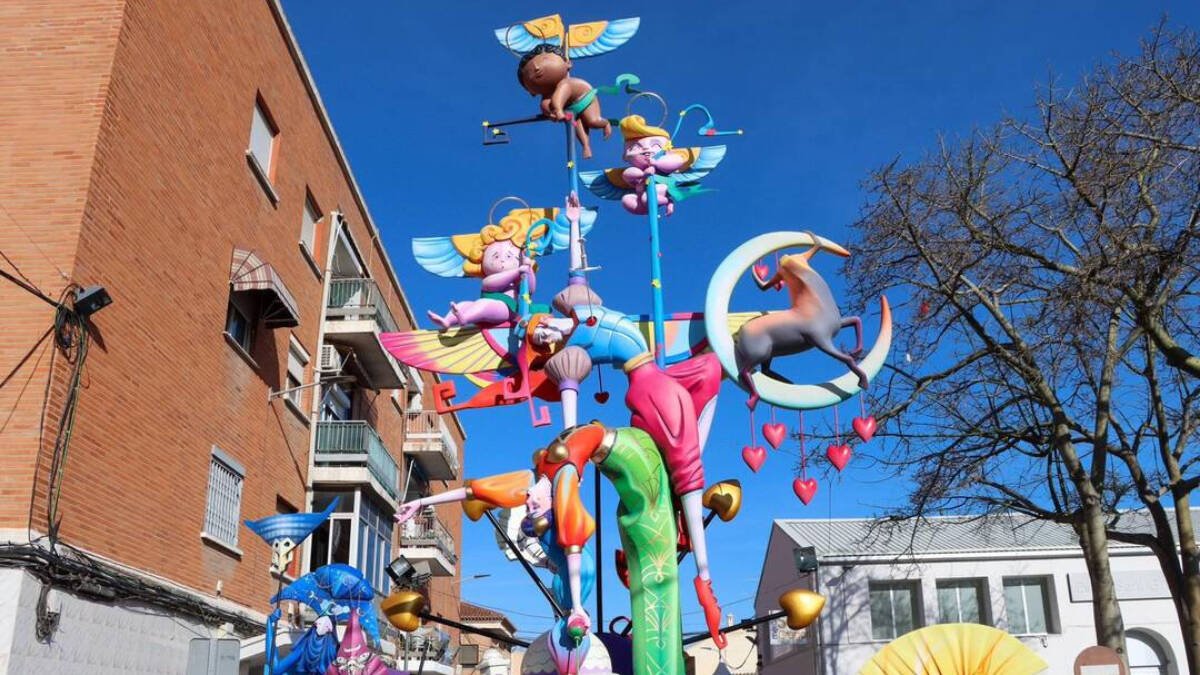 La Falla Antoni Pardo y la Falla Avinguda, ganadoras del Concurs de Monuments