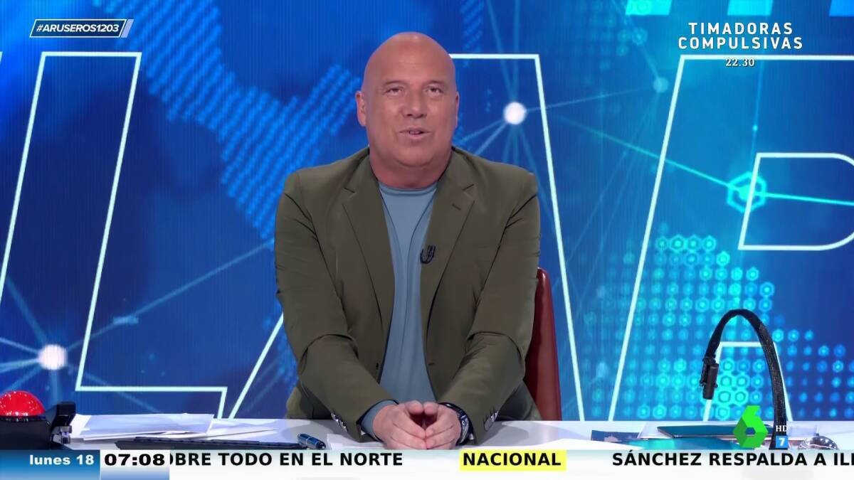 Alfonso Arús sorprende con un mensaje para una compañera de LaSexta.