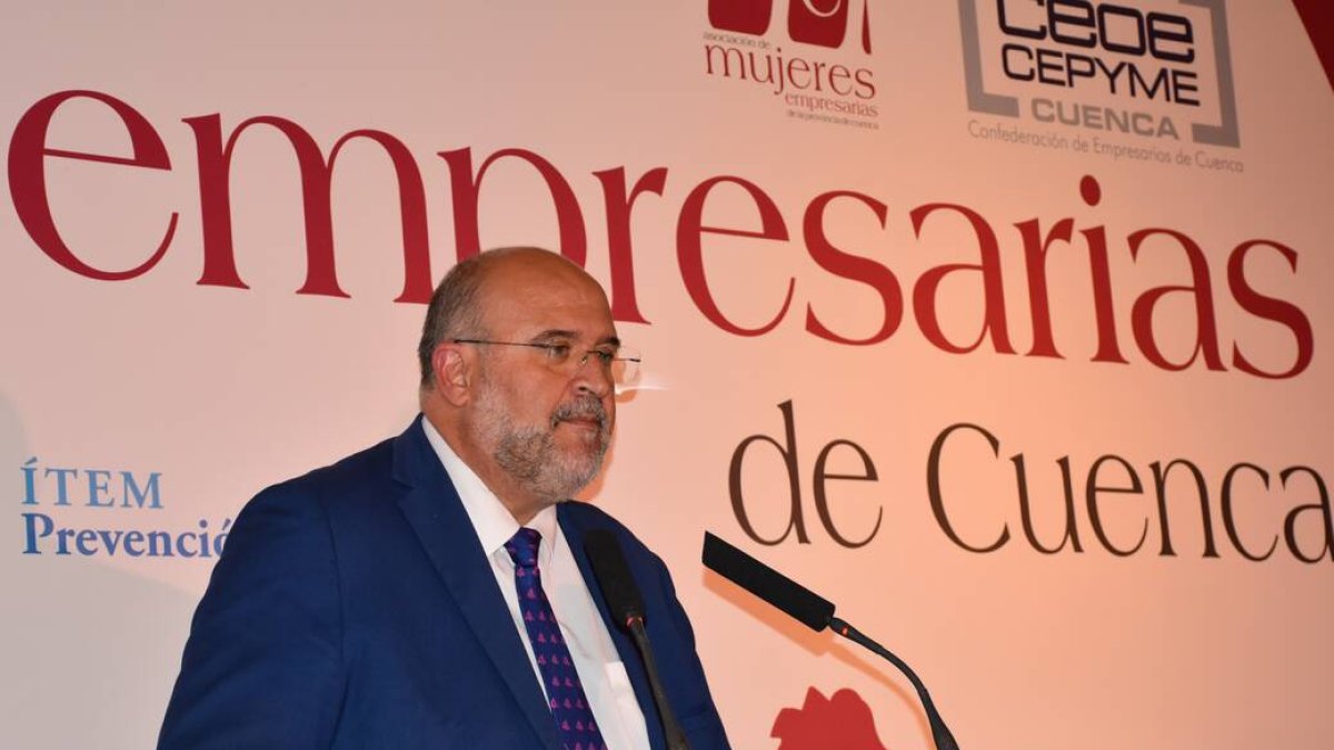El vicepresidente primero, José Luis Martínez Guijarro
