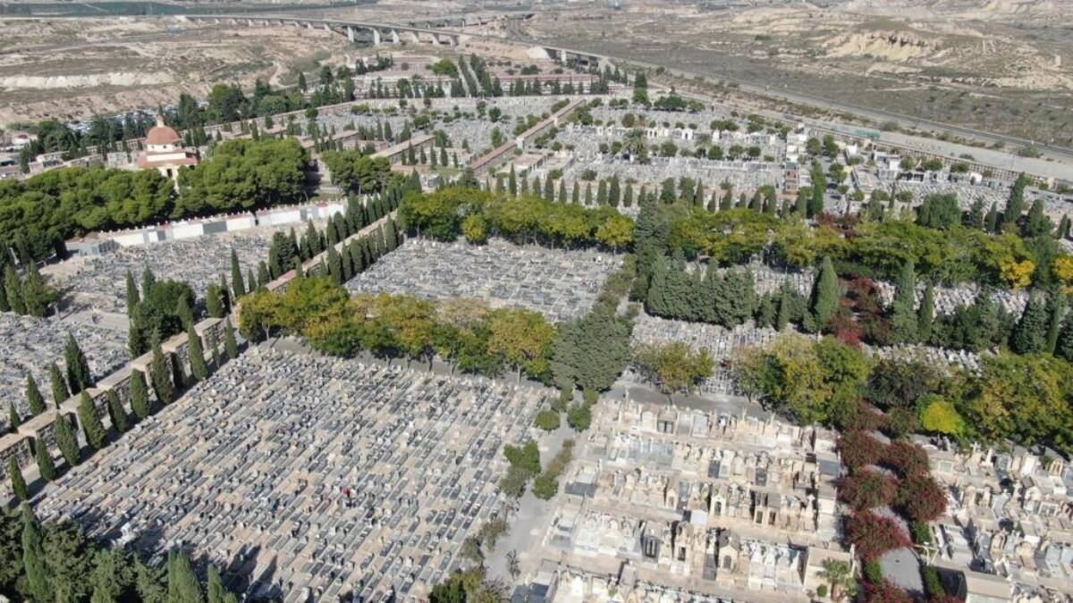Vista aérea del Cementerio Municipal de Alicante