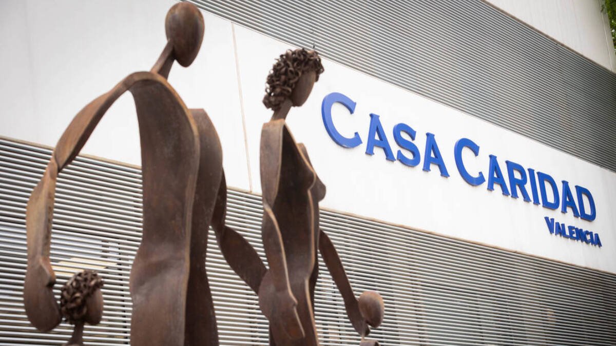 Fachada del Multicentro de Casa Caridad