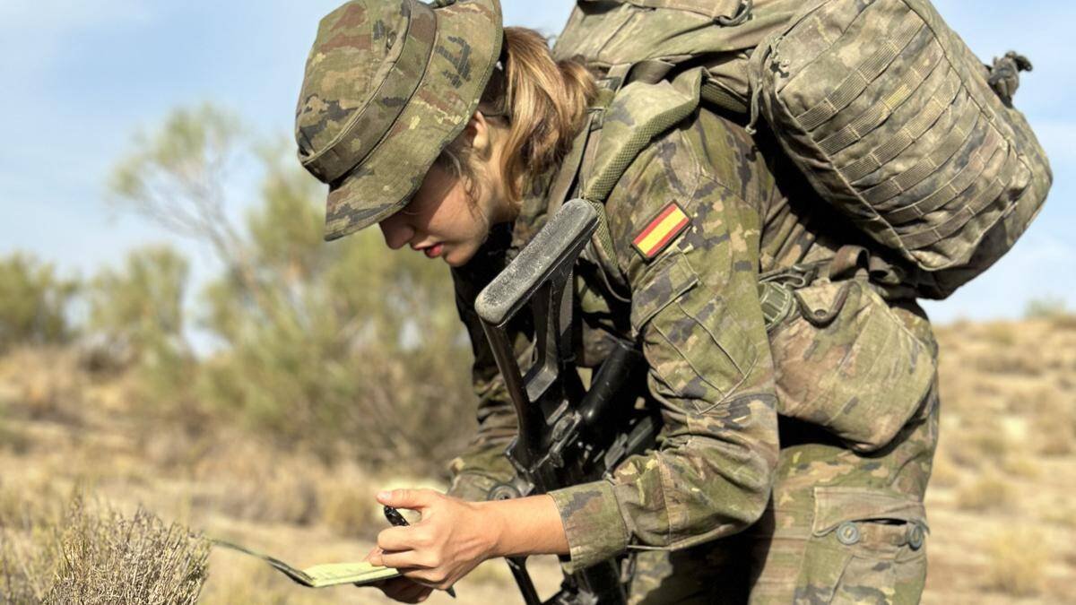 La Princesa Leonor, esta semana, en unas maniobras militares.