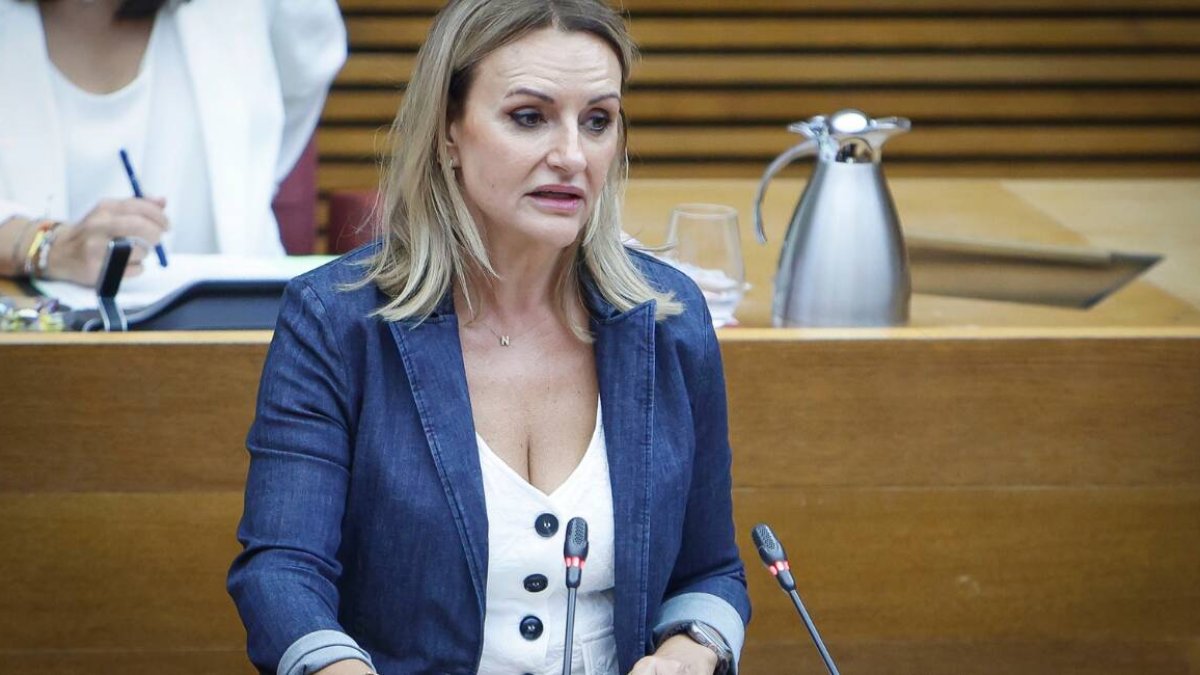 Nuria Montes, consellera de Turismo - CORTS VALENCIANES