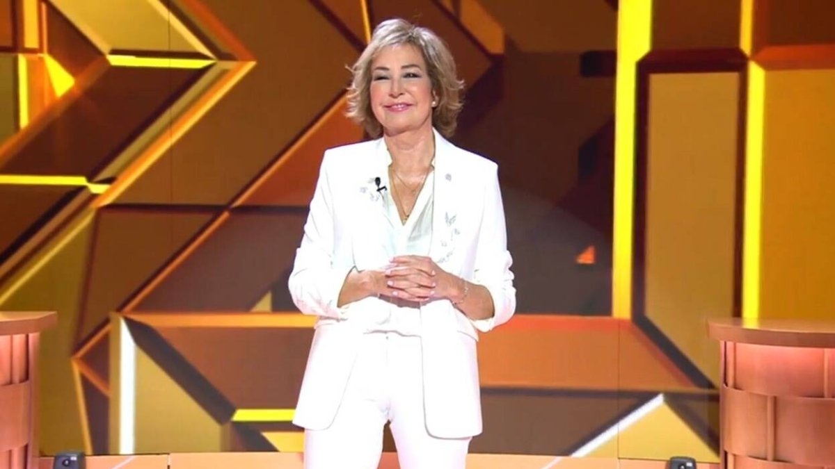 Ana Rosa Quintana, en el estreno de TardeAR.