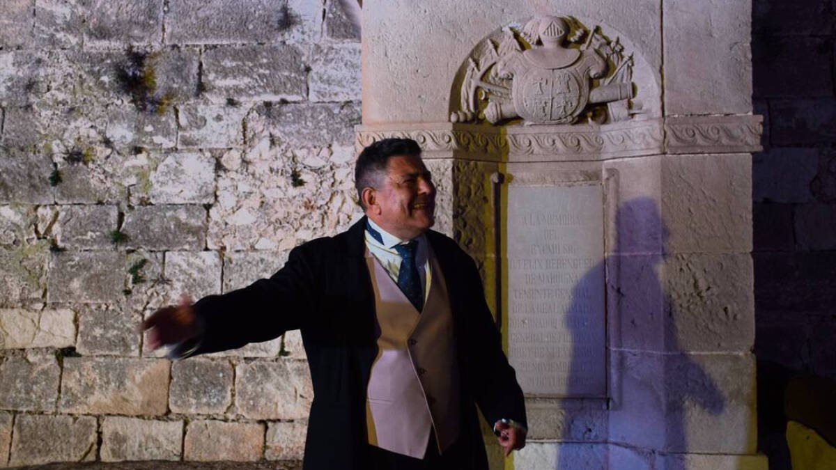 Una visita teatralizada en El Castillo de Bárbara