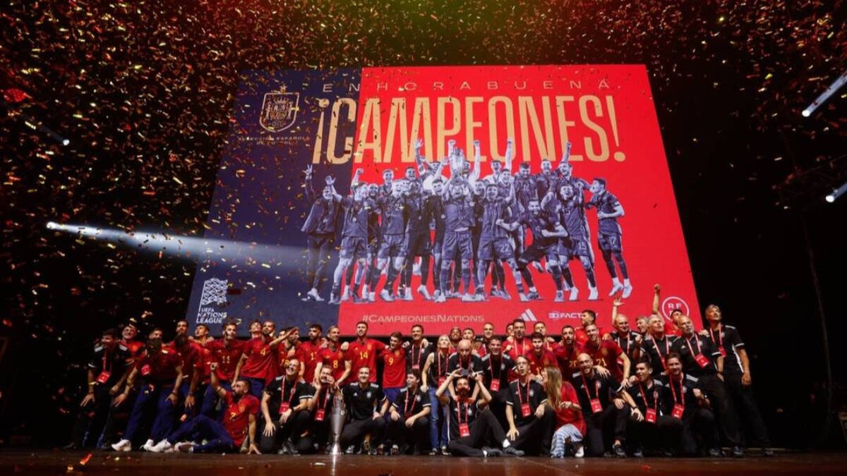 La celebración de La Roja acaba resultando un fiasco repleto de insultos
