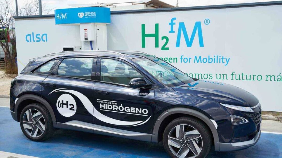 El Hyundai Nexo es el primer vehículo eléctrico propulsado por hidrógeno en España