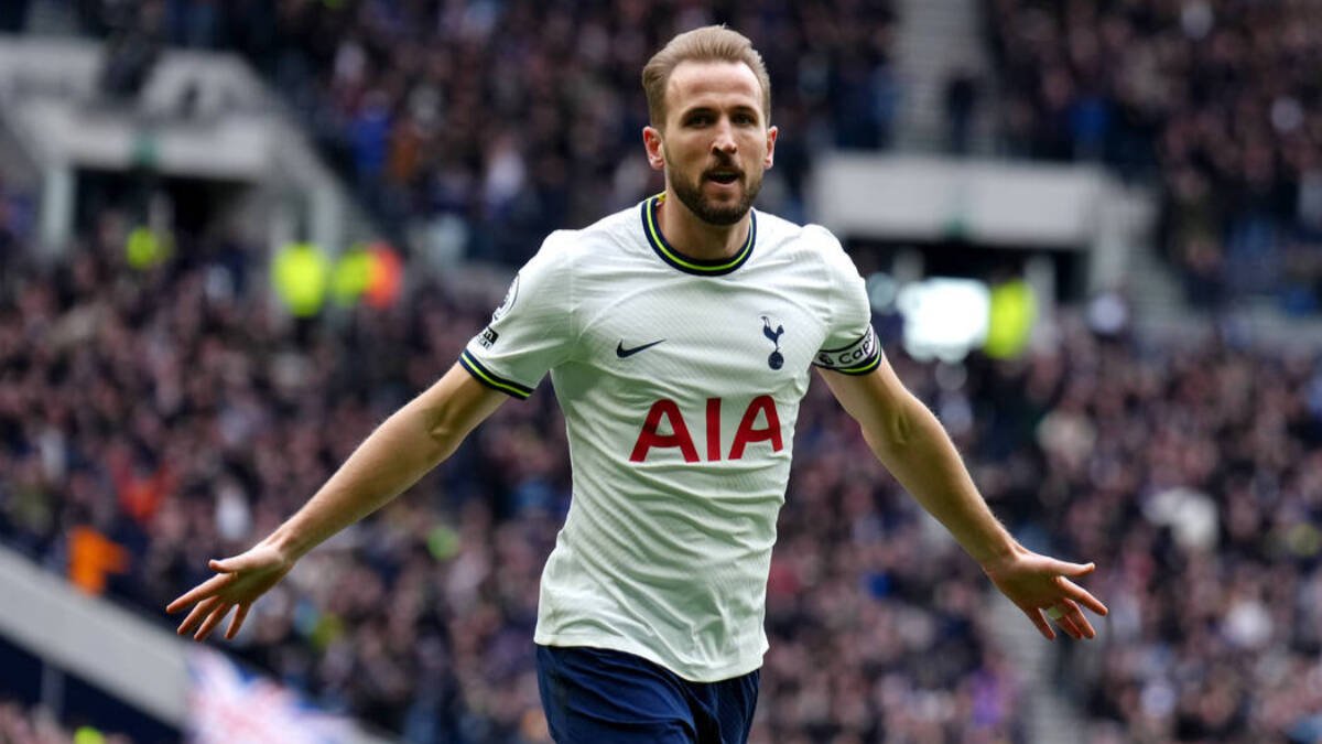 Harry Kane celebra un gol con el Tottenham.
