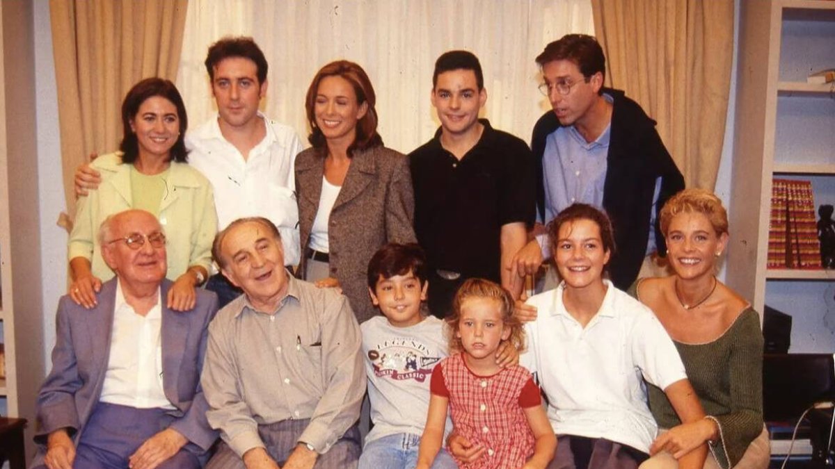 Los protagonistas de Médico de Familia.