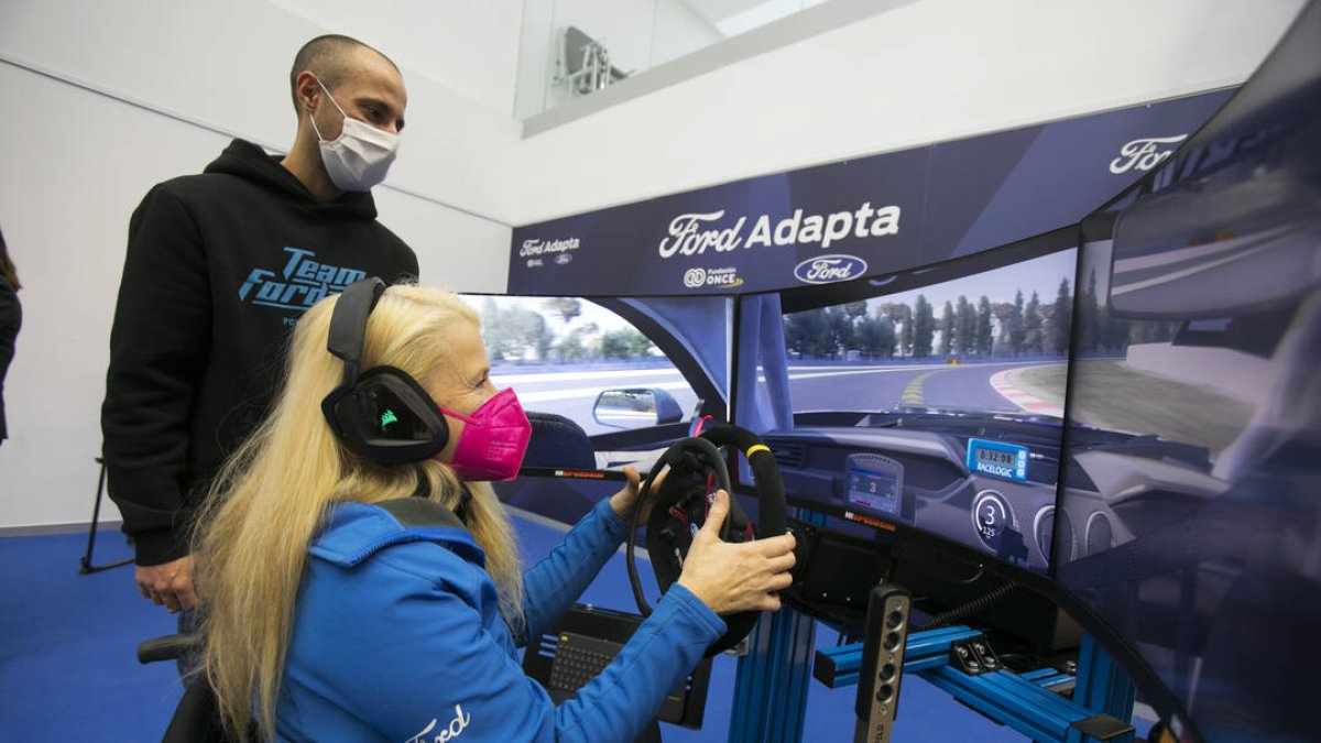 La tecnología Ford Adapta ayuda a los pacientes a recuperarse con su simulador
