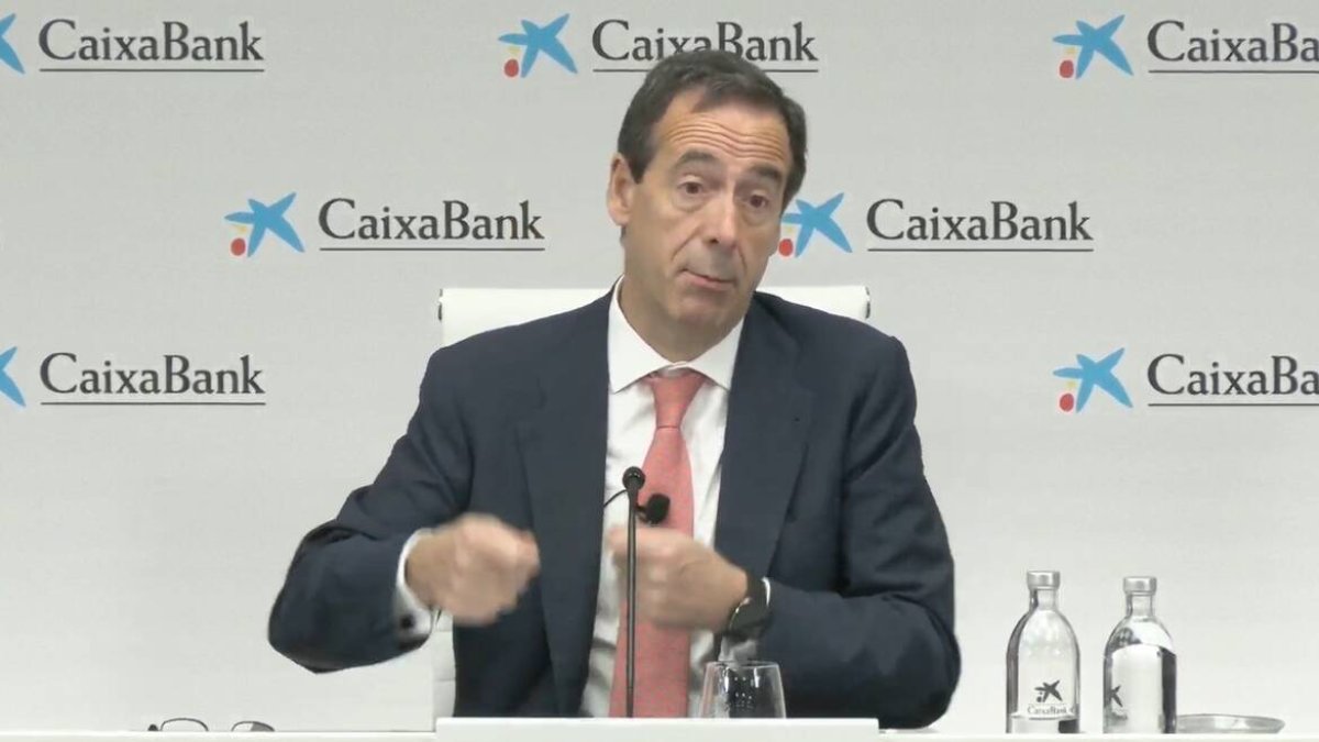 El consejero delegado de CaixaBank, Gonzalo Gortázar