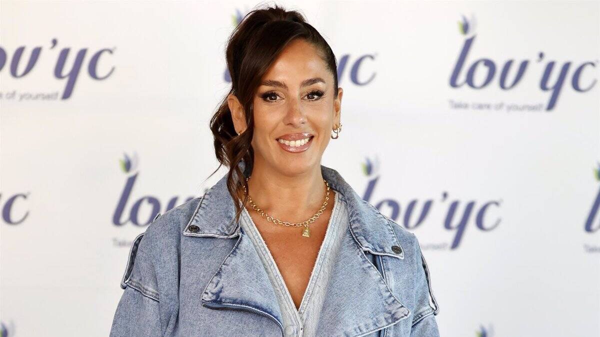 Anabel Pantoja anuncia a bombo y platillo su embarazo.