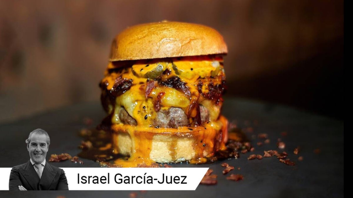 Una suculenta hamburguesa.