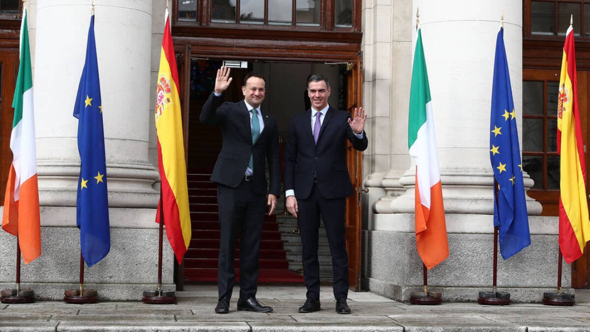 Sánchez con el primer ministro de Irlanda