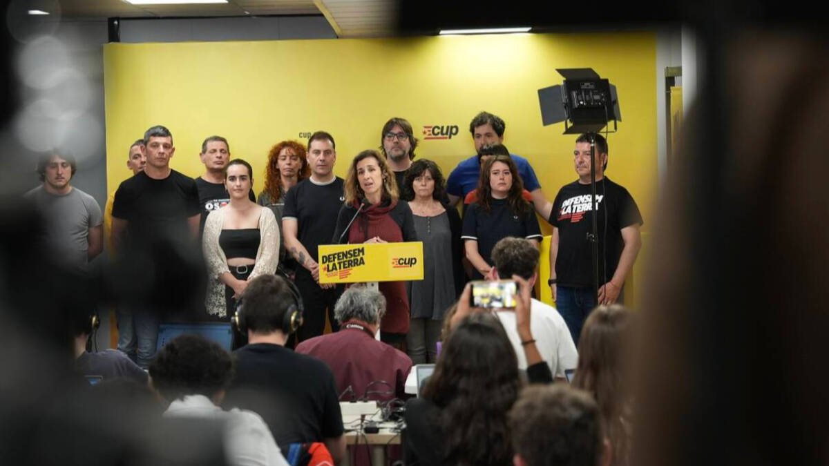 Caras largas en la CUP la noche electoral