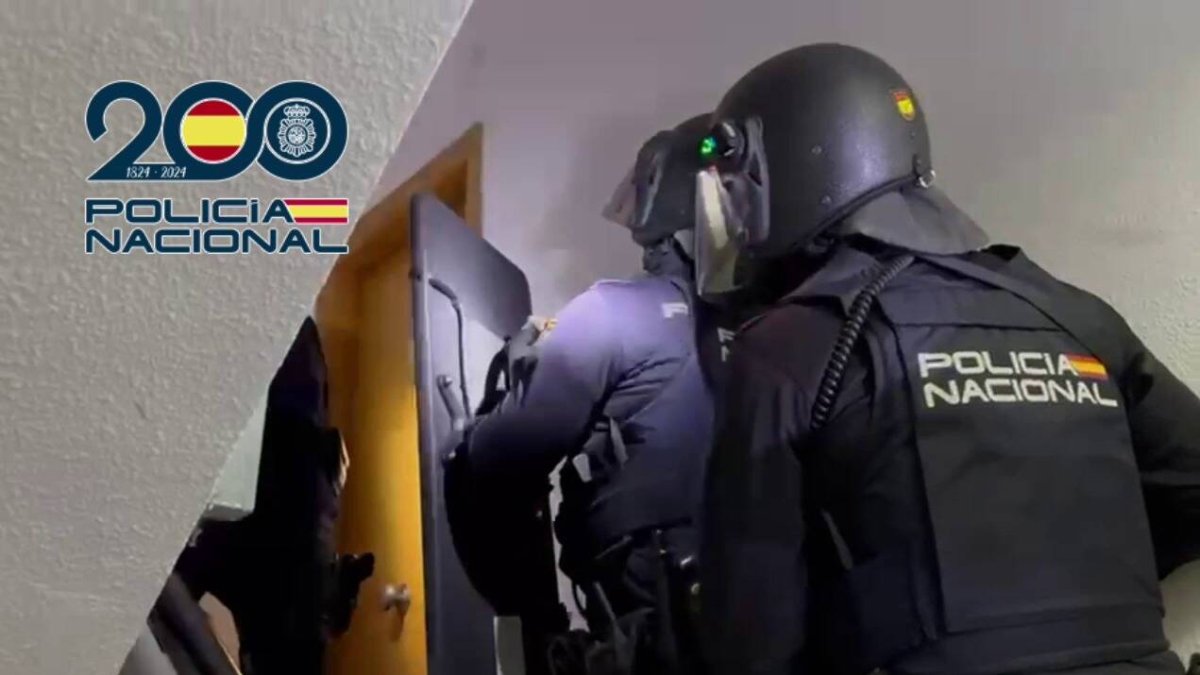 Agentes de la Policía Nacional
