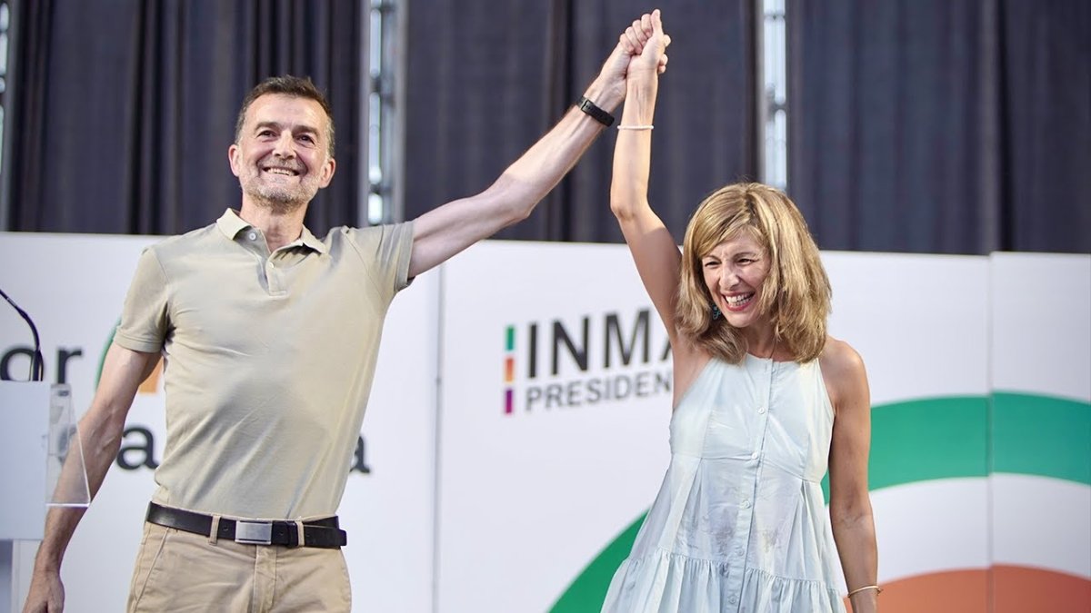 El coordinador de IU, Antonio Maíllo, con Yolanda Díaz