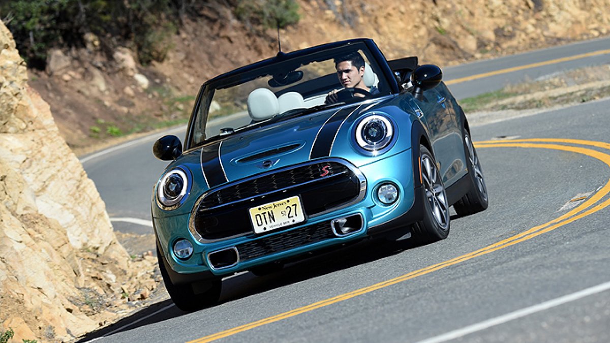 Nuevo Mini Cabrio 2016, “Mr. Glamour” se actualiza