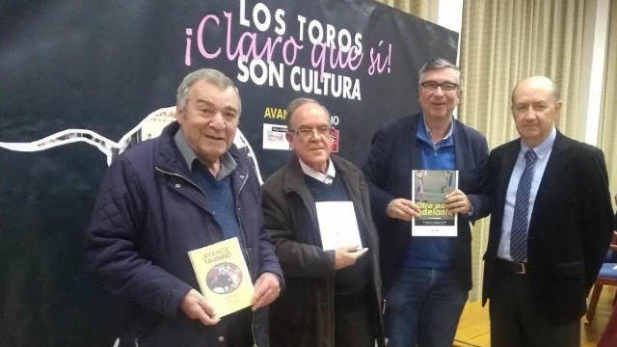 Fallas, cofradías y altares: la Valencia Marítima late en modo festivo